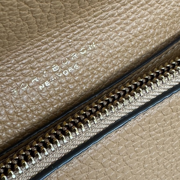 Tory Burch Thea crossbody - Picture 6 of 16